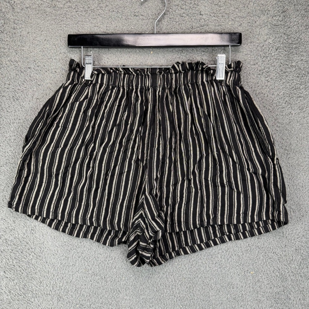 Hollister Ultra High-Rise Black White Striped Viscose Shorts Womens Large L